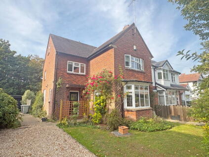 Laythorpe Avenue, Skegness, PE25 3BX