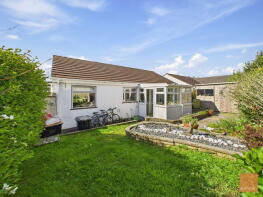 17, Lambourne Avenue, St. Agnes TR5 0SD