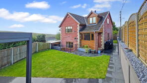 Wood View, Stoney Road, Garndiffaith, Pontypool NP4 8PY