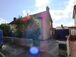 33, Haddon Road, Fairfield, Buxton SK17 7PP