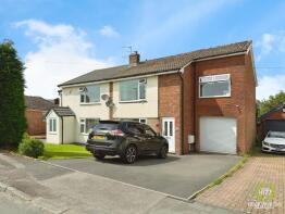 39, Carus Avenue, Hoddlesden, Darwen BB3 3LN