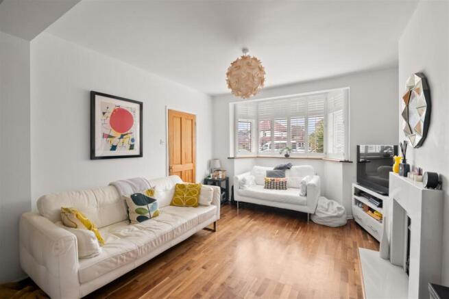 Living Room.jpg