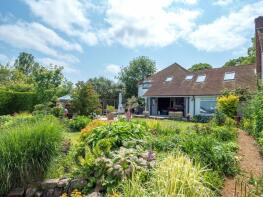 Well House, Village Street, Robertsbridge TN32 5TD