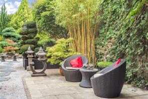 4, Ash Grove, Bradfield, Reading RG7 6HZ
