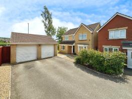 73, Merebank, Hengoed CF82 8FR