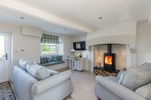 Lyn Cot, Main Street, Leyburn DL8 4LX