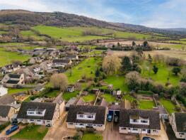 30, Gretton Road, Gotherington, Cheltenham GL52 9QU