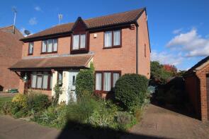 19, Pennyroyal Crescent, Witham CM8 2YN