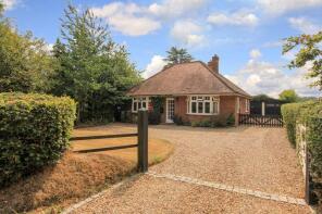 Chiltern Rise, Jenkins Lane, Tring HP23 6NW
