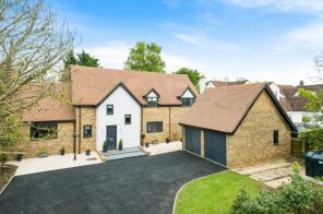 3, Grange Farm Close, St. Neots PE19 6XA