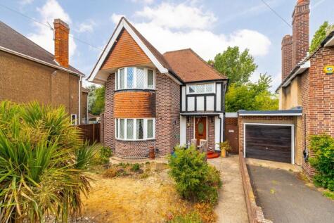 Murray Avenue, Hounslow