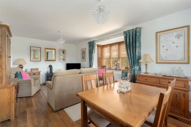 62 George Parish Road, Banbury-9.jpg