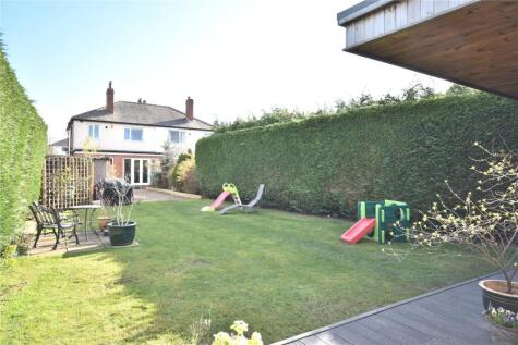 Milton Drive, Scholes, Leeds, West Yorkshire