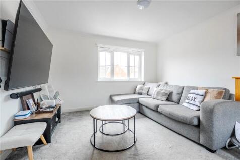 Bramley Court, Dunstable, Bedfordshire, LU5
