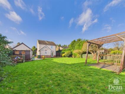 Gorse Lane, Sling, Coleford