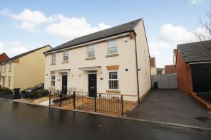 30, Deer Park, Bristol BS35 1AT