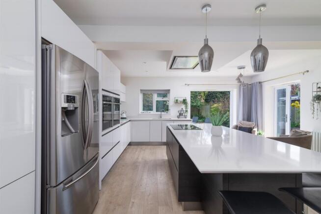 Kitchen Family Room