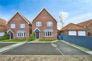8, Blue Barn Close, Felixstowe IP11 0YX