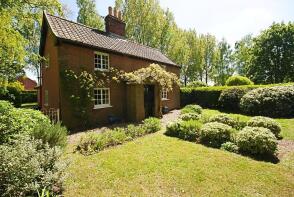 The Lodge, Lower Street, Diss IP22 5UH