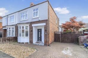 19, Oakdene Avenue, Stockton-on-tees TS18 4EQ