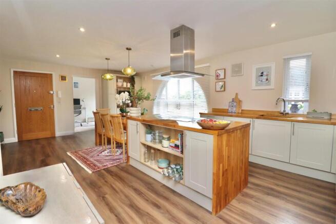 Kitchen A.jpg