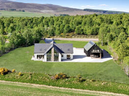 Lour View, Ben Rinnes Drive, Tomnabent, Aberlour AB38 9NW