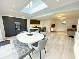 3, Preese Gardens, Preston PR4 3UN