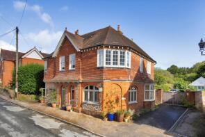 Nutwood House, The Street, Plaxtol, Sevenoaks TN15 0QE