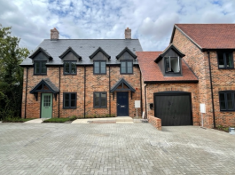 39 Magpie Lodge, Main Road, Newport Pagnell MK16 9JS
