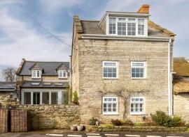 Dove Cottage, Middle Street, Kingsdon, Somerton TA11 7LE