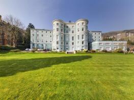 Flat 6, 33 Park View, Abbey Road, Malvern WR14 3HG