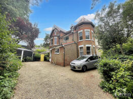 2, 27 Eden Lodge, Surrey Road South, Bournemouth BH4 9BL