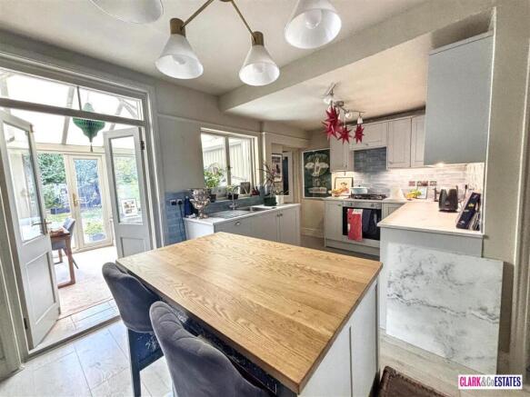 Kitchen diner
