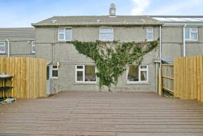68, Treskewes Estate, Helston TR12 6RA
