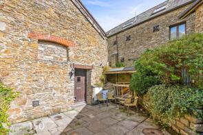 The Stables, Fallapit Cottages, Road To Fallipit Barton, Totnes TQ9 7QS