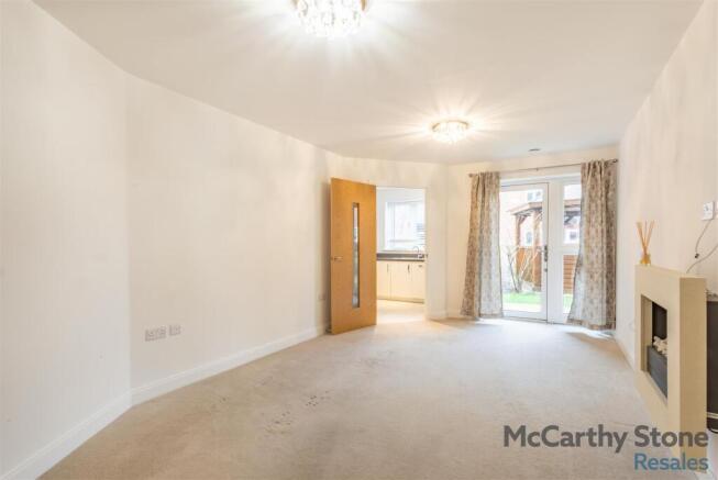 8674989-interior08.jpg