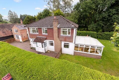 Park Street, Horsham, RH13