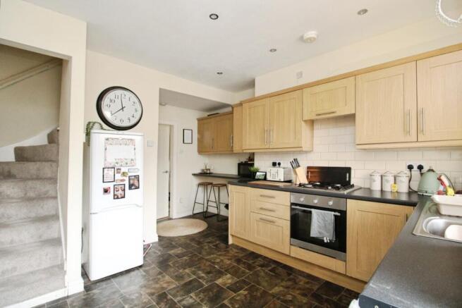 pbox-kitchen-338940.JPG