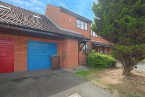 11, Claytons Drive, Nottingham NG7 2PF