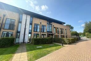 Flat 3, Itchel Court, Rye Common Lane, Crondall, Farnham GU10 5EQ