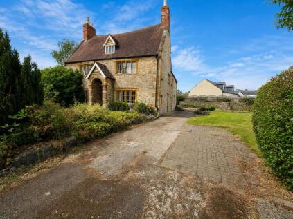 High Street, Gayton, Northamptonshire
