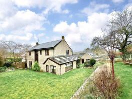 2, Walnut Rise, Bicester OX25 6LZ