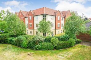 21, Hamilton Court, Trafalgar Square, Norwich NR14 7WS