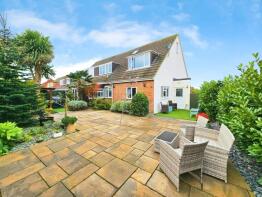 36, Howmead, Berkeley GL13 9AS