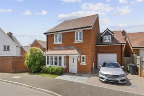 14, Hawthorn Way, Hailsham BN27 4FQ