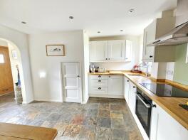 2, The Chestnuts, Farthinghoe Road, Brackley NN13 5NG