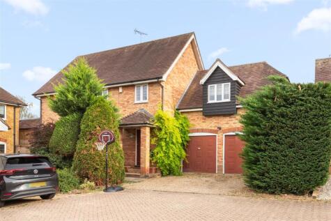 Bakery Close, Roydon, Harlow