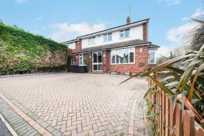 13, Christopher Road, Halesowen B62 0BD