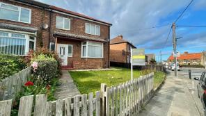 1, New Grove Terrace, Saltburn-by-the-sea TS13 4BB
