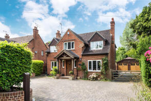 3 Pendle Cottage, Wembury Park, Lingfield RH7 6HH
